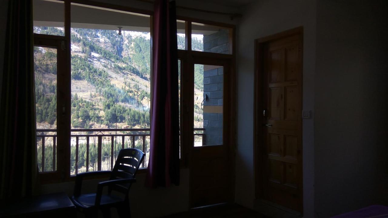 Sunface Homestay Manāli Eksteriør bilde