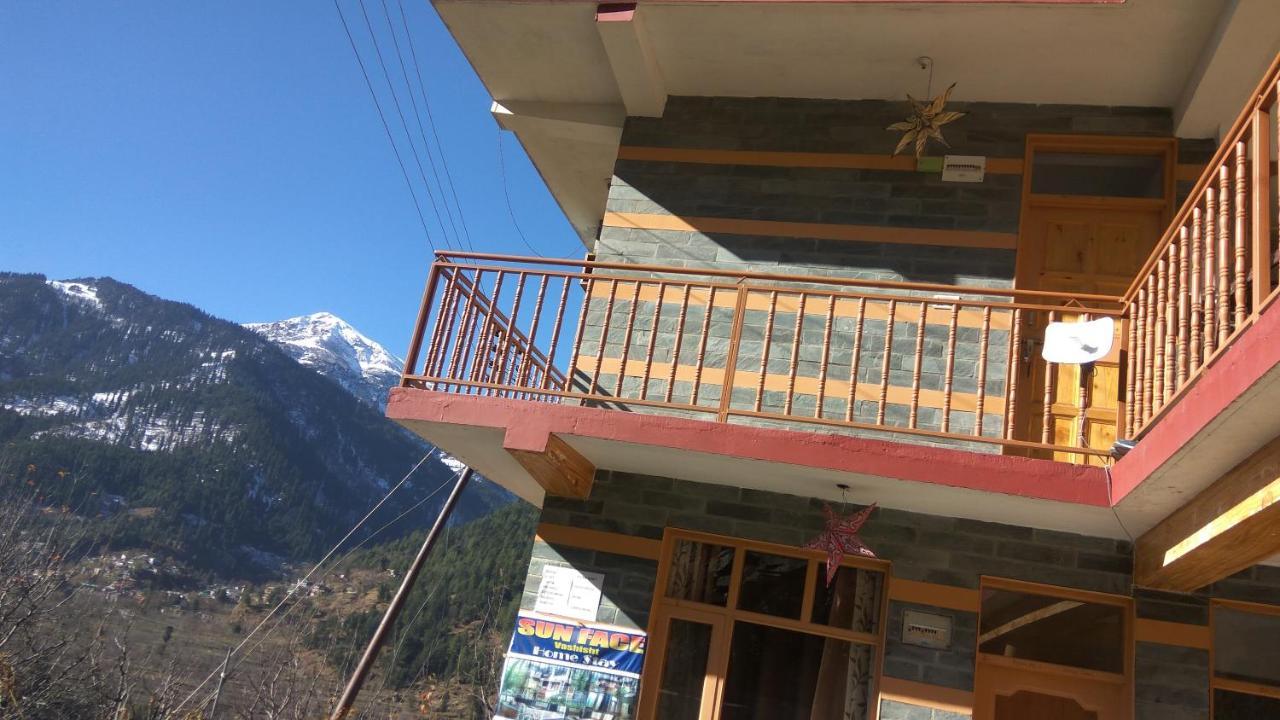 Sunface Homestay Manāli Eksteriør bilde